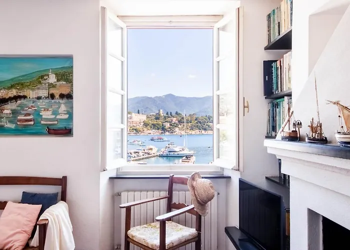 Apartament La Casa Sul Porto By Portofinohomes